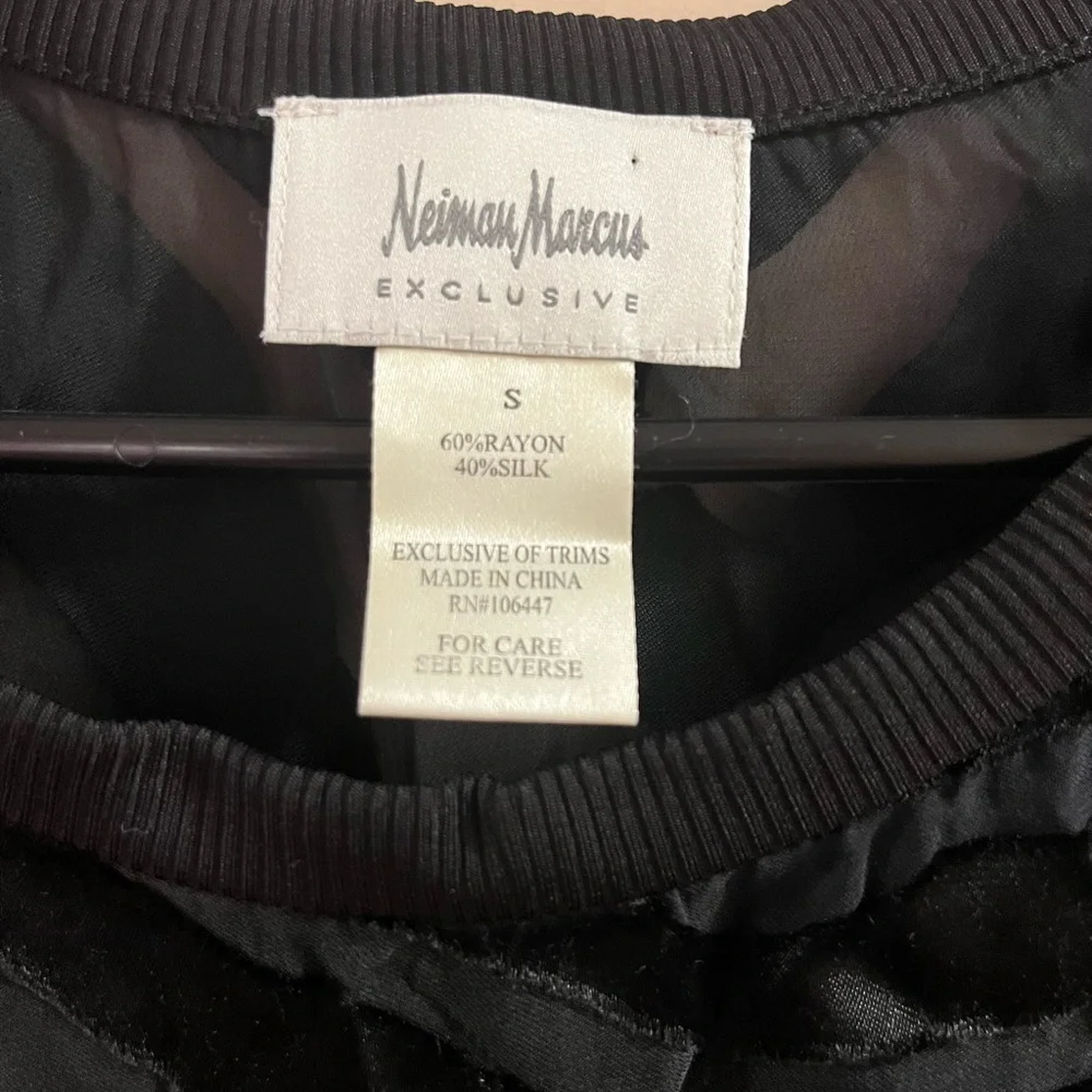 Neiman Marcus Sheer Paneled Black Blouse Size Small